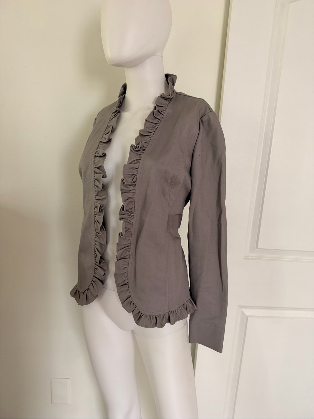 Vintage Saks Fifth Avenue Ruffle Blazer Jacket Gray